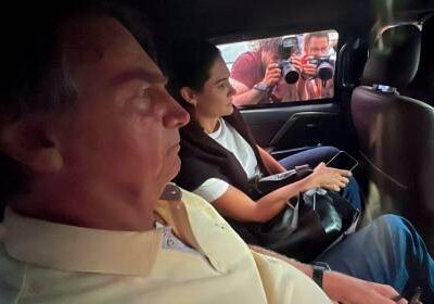 Michelle Bolsonaro acusa STF de perseguição e defende prisão domiciliar do marido