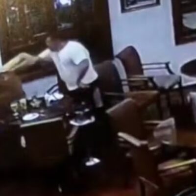 Médico mata dois colegas após briga em restaurante de Alphaville, SP