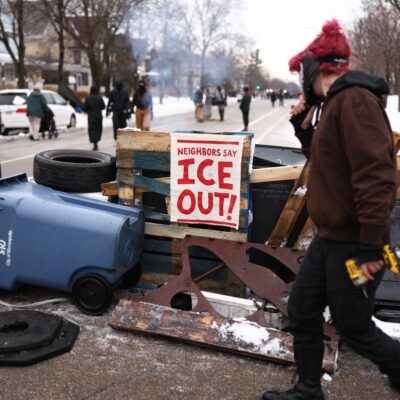 ONU exige investigação independente sobre morte de mulher por agente de imigração nos EUA