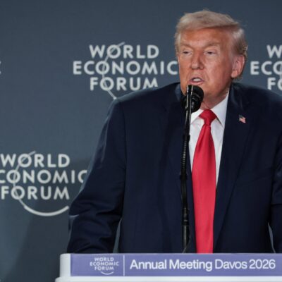 Parlamento Europeu suspende acordo com EUA após ameaça de tarifas sobre Groenlândia