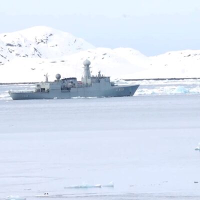Países europeus intensificam presença militar na Groenlândia diante de disputa estratégica