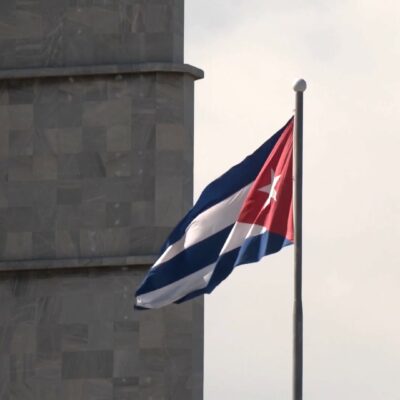 Perda do petróleo venezuelano pode impactar economia cubana e forçar negociações