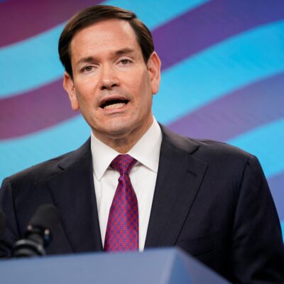 Plano dos EUA para Venezuela prevê três fases e transição de poder, diz Rubio