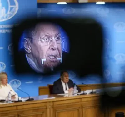 Rússia afirma que Groenlândia não é parte natural da Dinamarca e comenta planos de Trump