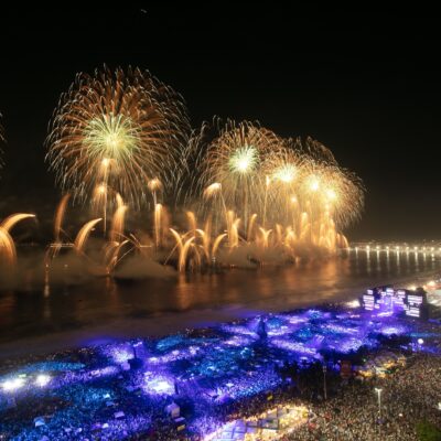 Réveillon 2026 no Rio tem shows e 12 minutos de queima de fogos em Copacabana