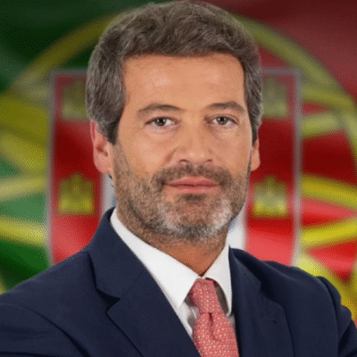 Seguro e Ventura avançam para segundo turno na eleição presidencial em Portugal