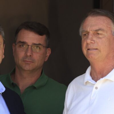 Tarcísio reafirma candidatura ao governo e anuncia visita a Bolsonaro