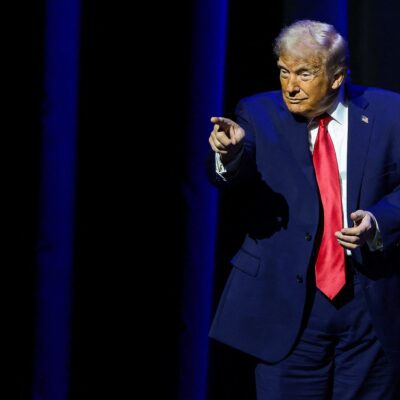 Tensões crescentes entre EUA e Irã com possíveis preparativos para ataque