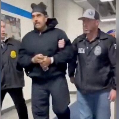 Trump alerta que presidente interina da Venezuela pagará alto preço se não cooperar