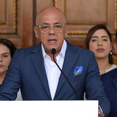 Venezuela anuncia libertação de presos políticos e agradece apoio de Lula