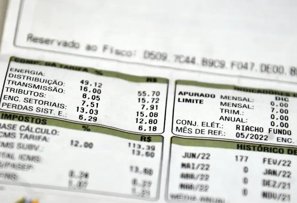 Fevereiro seguirá com bandeira tarifária verde na conta de luz