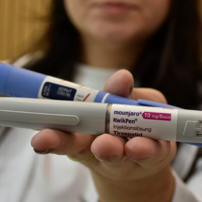 Câmara aprova regime de urgência para projeto que quebra patente de Mounjaro e Zepbound