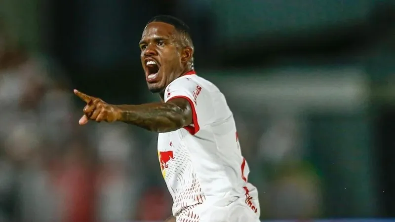 Jogador do Bragantino critica árbitra mulher após derrota no Paulistão