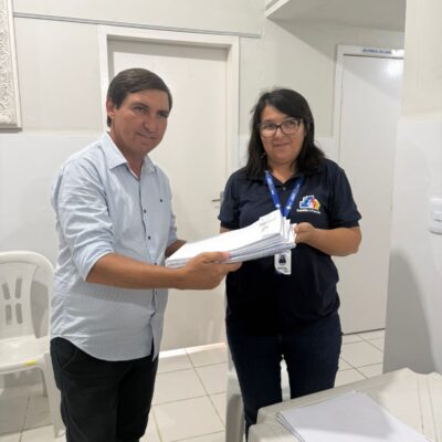 Vereador G Charles realiza entrega de resultados de mamografias do mutirão no Distrito da Cruz