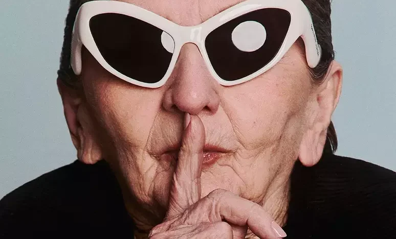 Atriz Tânia Maria é destaque na capa da revista ELLE