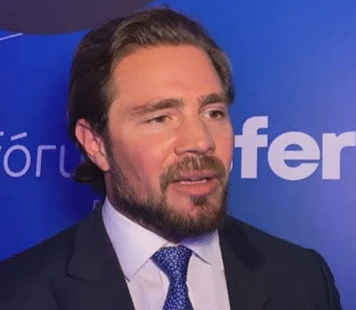 Banqueiro Daniel Vorcaro é preso pela Polícia Federal em operação