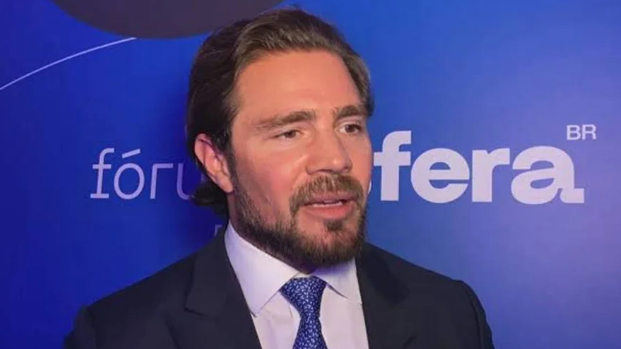 Banqueiro Daniel Vorcaro é preso pela Polícia Federal em operação