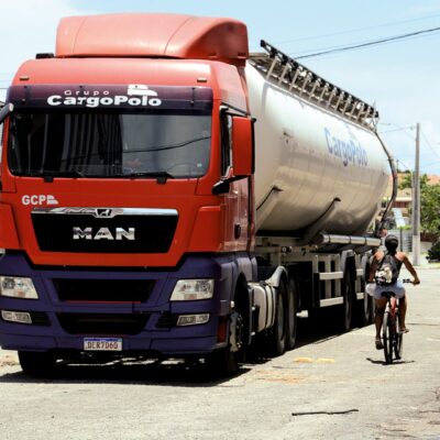 Caminhoneiros do RN apoiam paralisação por alta do diesel