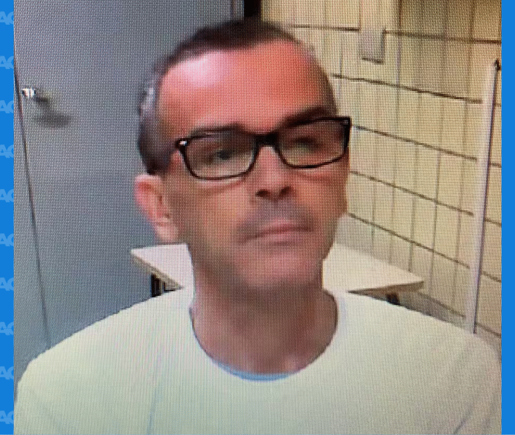 Ex-delegado Rivaldo Barbosa deixa prisão federal para transferência