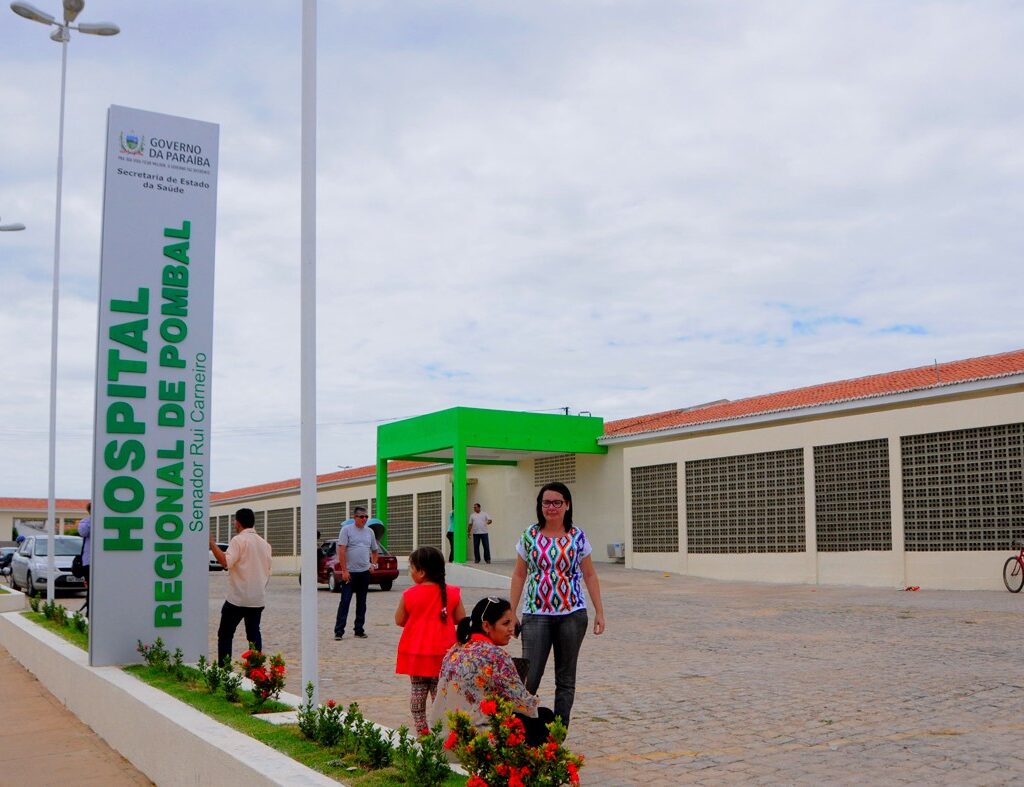 Mulher morre e mais de 100 passam mal após comer pizza em Pombal, PB