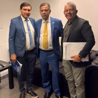 Vereadores G Charles e Ezequiel apresentam demandas da zona rural em reunião com senador Rogério Marinho