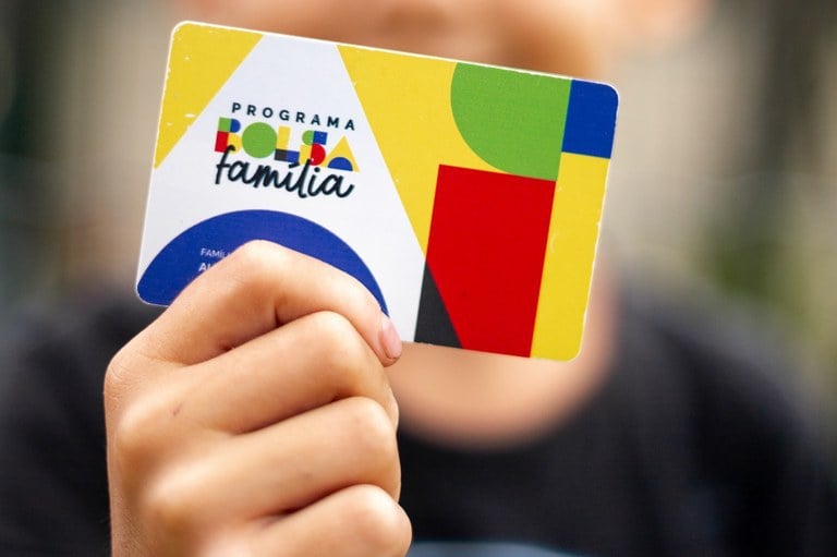 Caixa paga Bolsa Família a beneficiários com NIS final 6 em abril