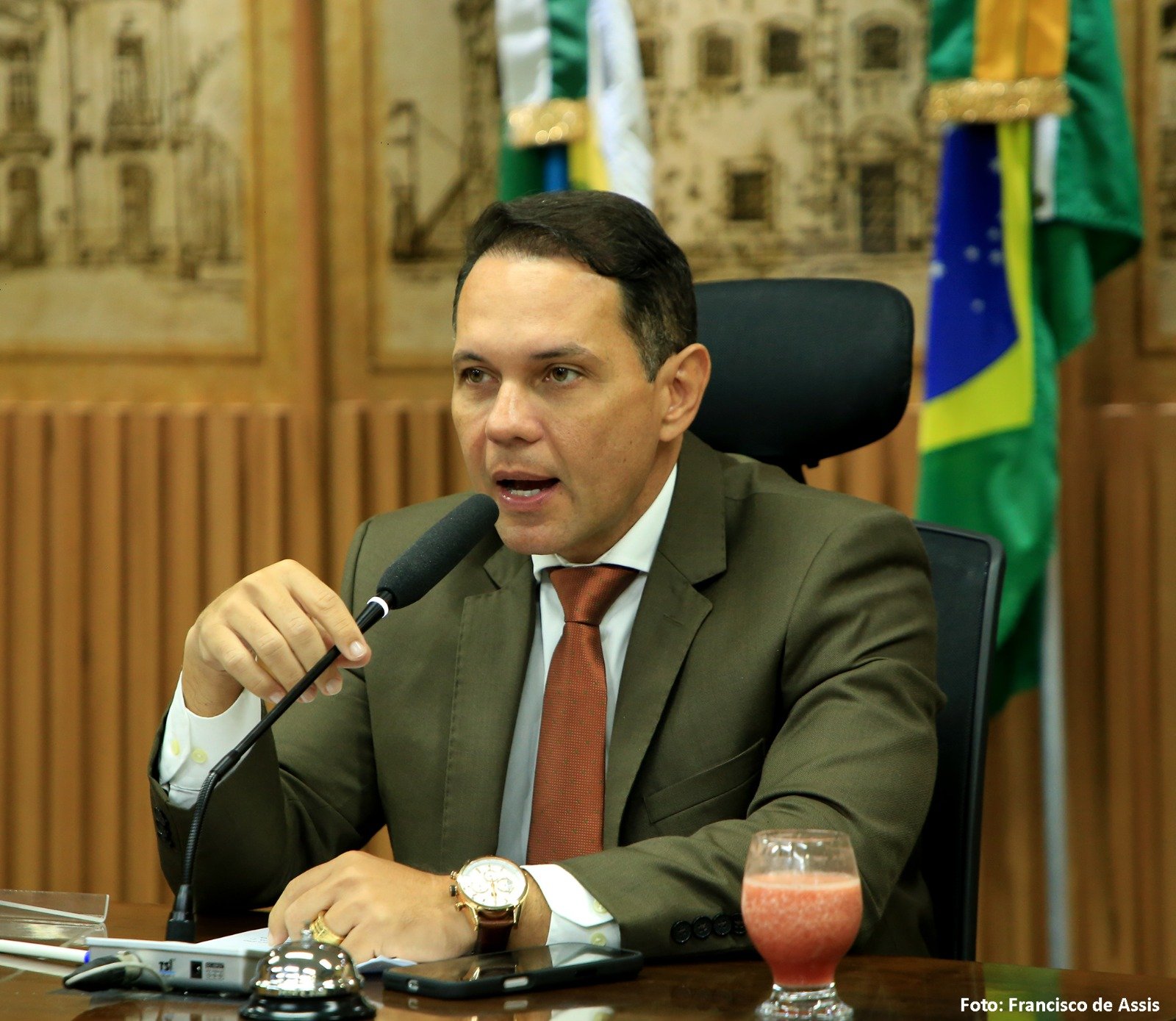 Câmara de Natal aprova lei com ações integradas para saúde mental