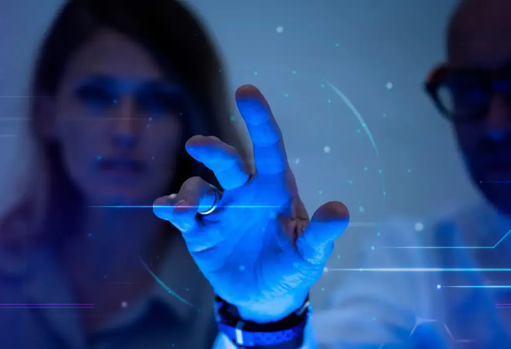 IA eleva desinformação e ameaça democracias, aponta pesquisa