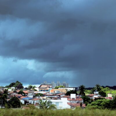 Inmet alerta para chuvas intensas e ventos fortes no RN até segunda-feira