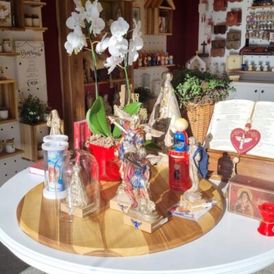 Marca Santo Santo Santo inaugura loja de artigos religiosos em Natal