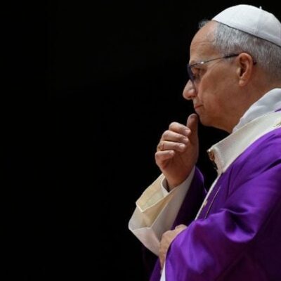 Papa Leão XIV pede fim dos ataques na Ucrânia e destaca trégua no Líbano