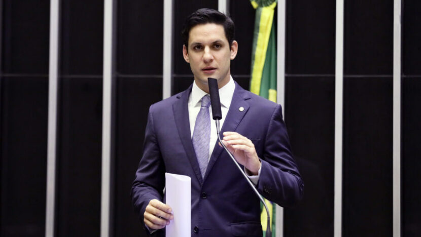 Rafael Motta anuncia filiação ao PDT e pode ser candidato ao Senado