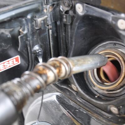 Refinaria Clara Camarão reduz preço do diesel e mantém gasolina