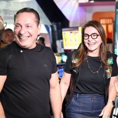 Ezequiel Ferreira e Milena Galvão participam da abertura oficial do Cactus Moto Fest em Currais Novos
