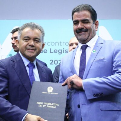 Presidente da Câmara de Currais Novos participa de encontro em Brasília para instalação do canal aberto da TV Câmara de Currais Novos