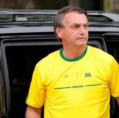 Alexandre de Moraes autoriza visita de familiares a Bolsonaro no dia do jogo do Brasil