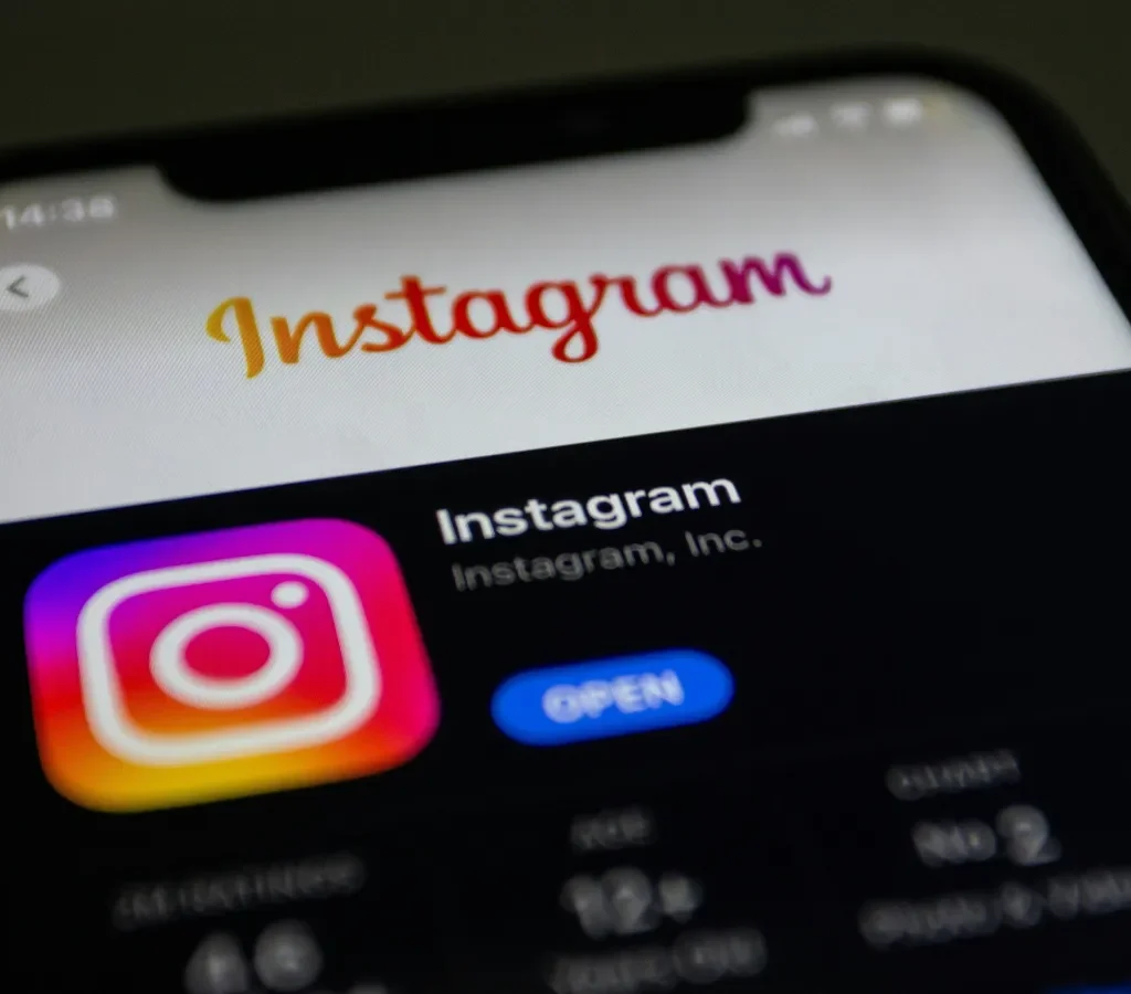Falha na IA da Meta permite roubo de mais de 20 mil contas do Instagram