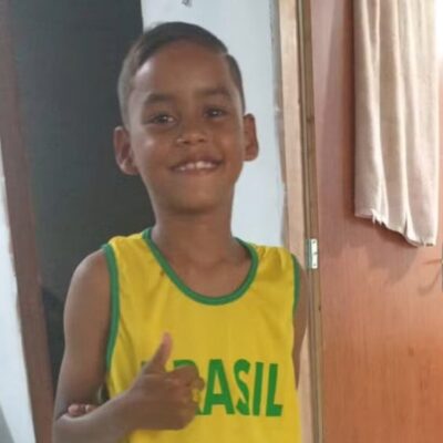 Menino de 8 anos morre após disparo dentro de casa em Natal