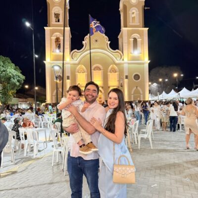 Deputado Adjuto Dias e família prestigiam jantar de Sant’ana