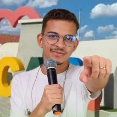 Jovem talento acariense, Richardson estreia no palco do Pavilhão Cultural da Festa de Agosto