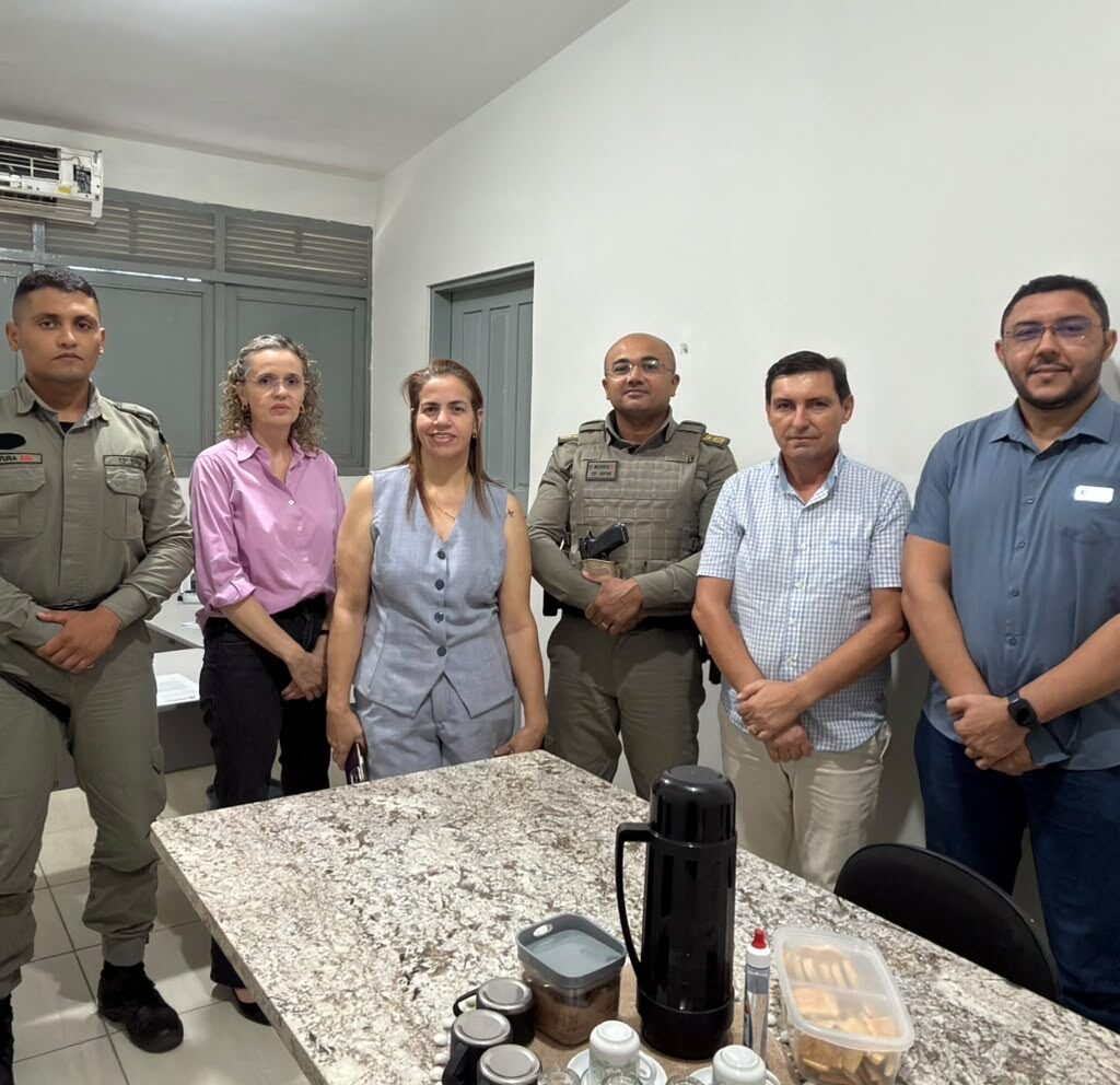 Vereador G Charles articula reunião com Polícia Militar para reforçar segurança no Loteamento Lares de Santana
