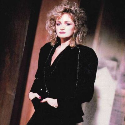 Cantora britânica Bonnie Tyler morre aos 75 anos em Portugal