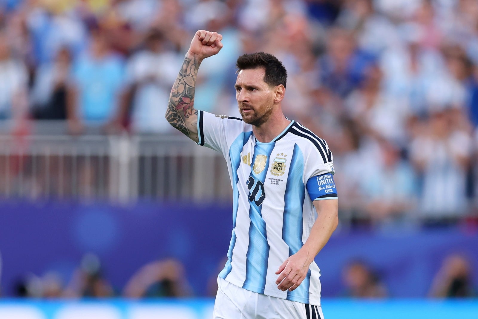 Messi se despede das Copas como segundo maior artilheiro com 21 gols