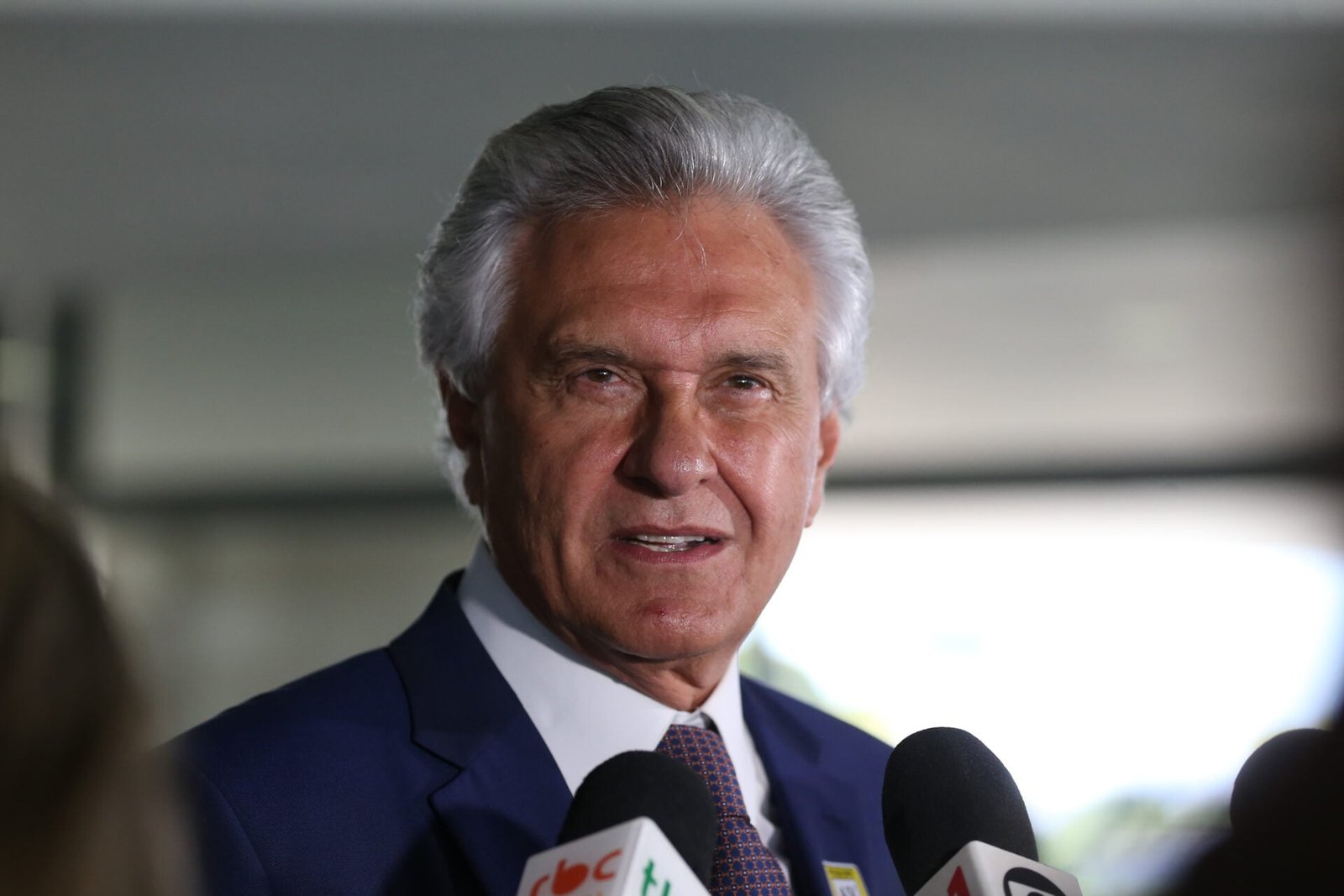Caiado propõe lei contra terrorismo doméstico e novo ministério de segurança