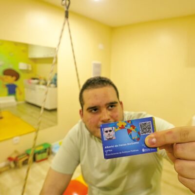 Carteira para autistas amplia acesso a serviços públicos no RN