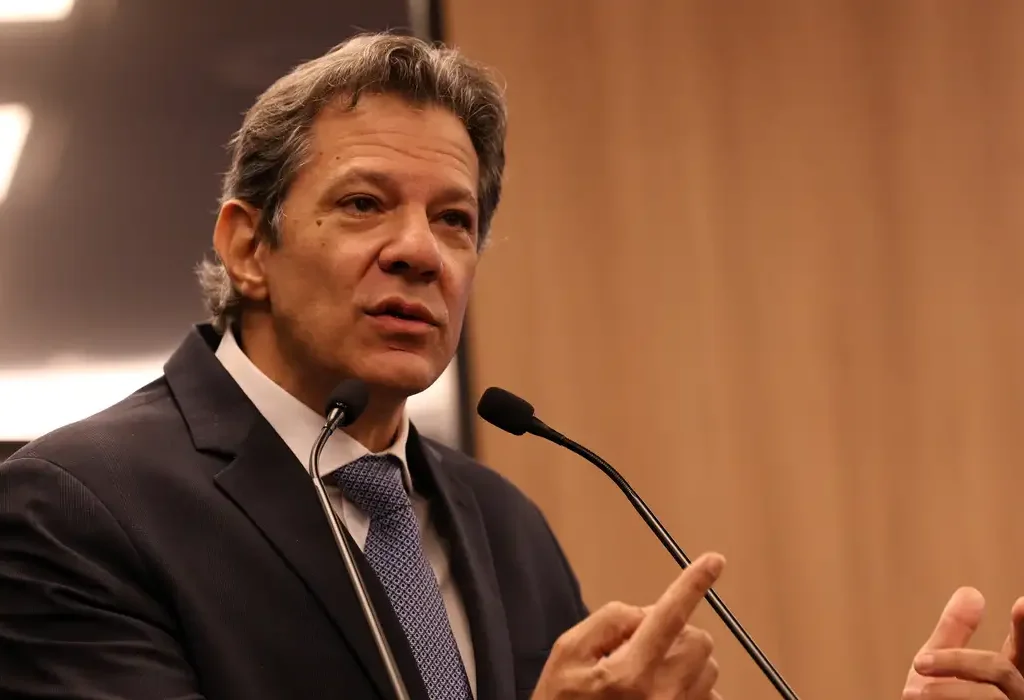 Haddad acusa grupo de Tarcísio de criticar vacinas e associar sarampo a isso