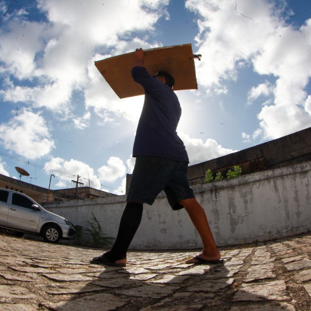 Inmet alerta para baixa umidade em 77 municípios do RN neste sábado