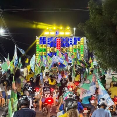 Com Álvaro e Babá, caravana 22 percorre o Seridó e encerra agenda com grande carreata em Currais Novos