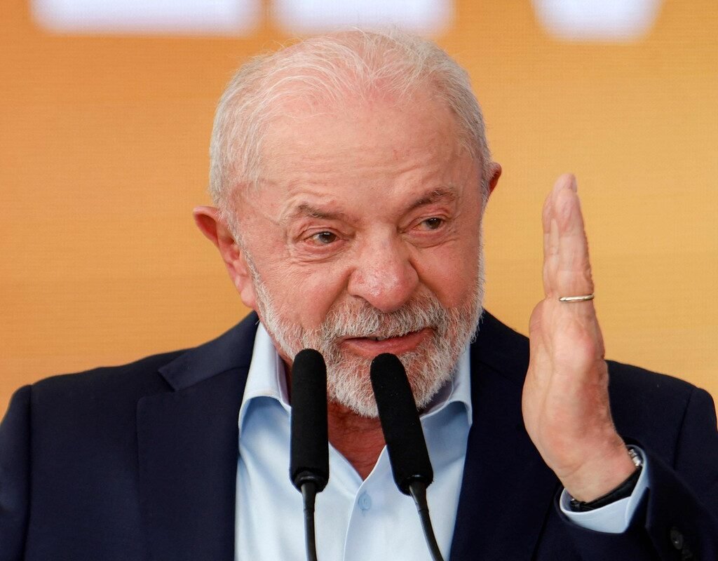 Lula anuncia reajuste de 15% no Bolsa Família antes das eleições