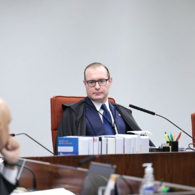 Ministro Zanin obriga provedores a liberar acesso gratuito a sites eleitorais